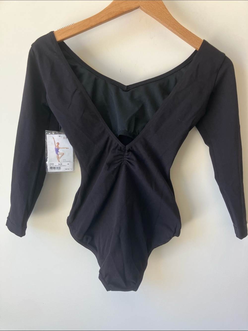 BLOCH Ballon Black 3/4 Sleeve Pinched Front/Back Ballet Leotard Size M NWT - Picture 4 of 9